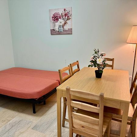 Sun Beach Apartment 아나비소스 외부 사진