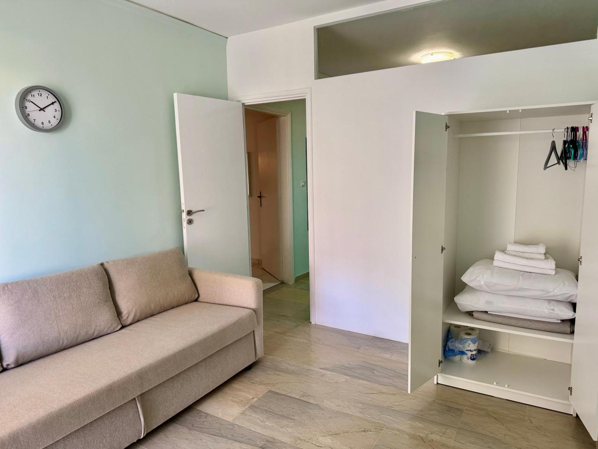 Sun Beach Apartment 아나비소스 외부 사진